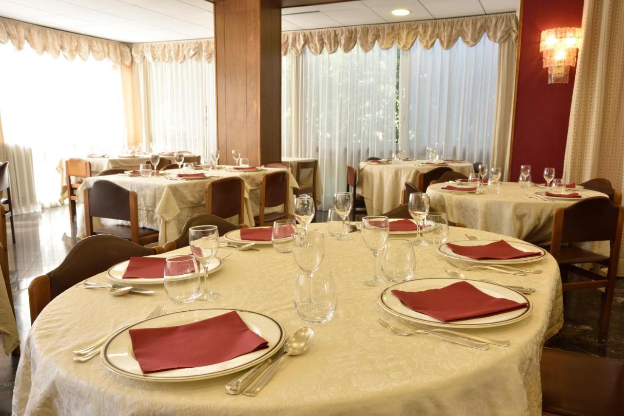 Hotel Bergamo Mare Mhotelsgroup Сан-Бартоломео-аль-Маре Екстер'єр фото