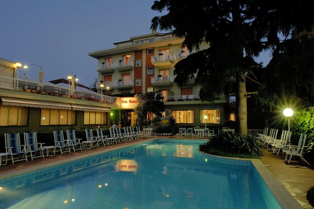 Hotel Bergamo Mare Mhotelsgroup Сан-Бартоломео-аль-Маре Екстер'єр фото